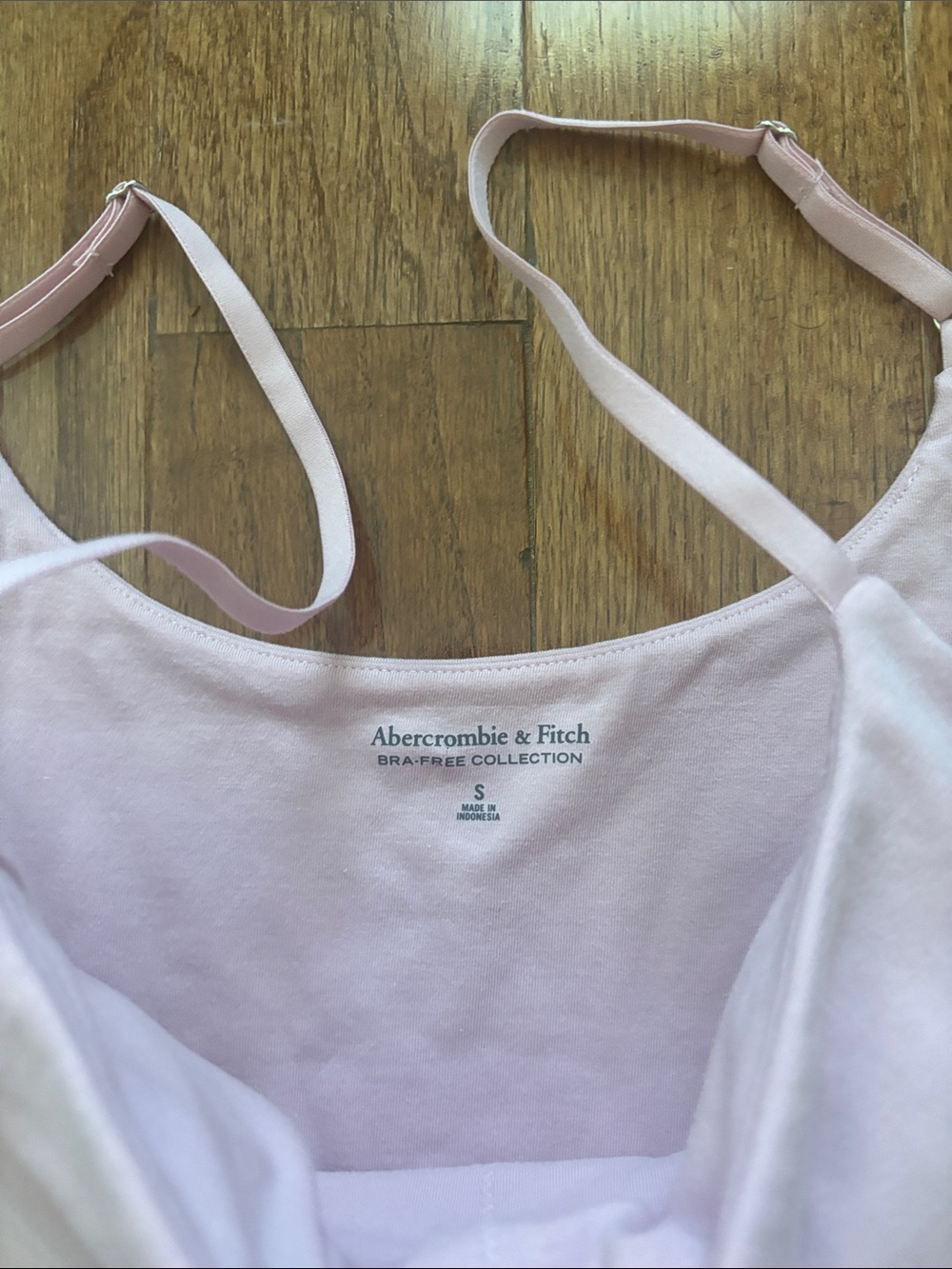 NWT Abercrombie and fitch bra free collection 90s cami baby pink small - Picture 3 of 4